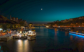 Ferry at the port, Seine River, Paris, France. Mateus Guimarães@unsplash