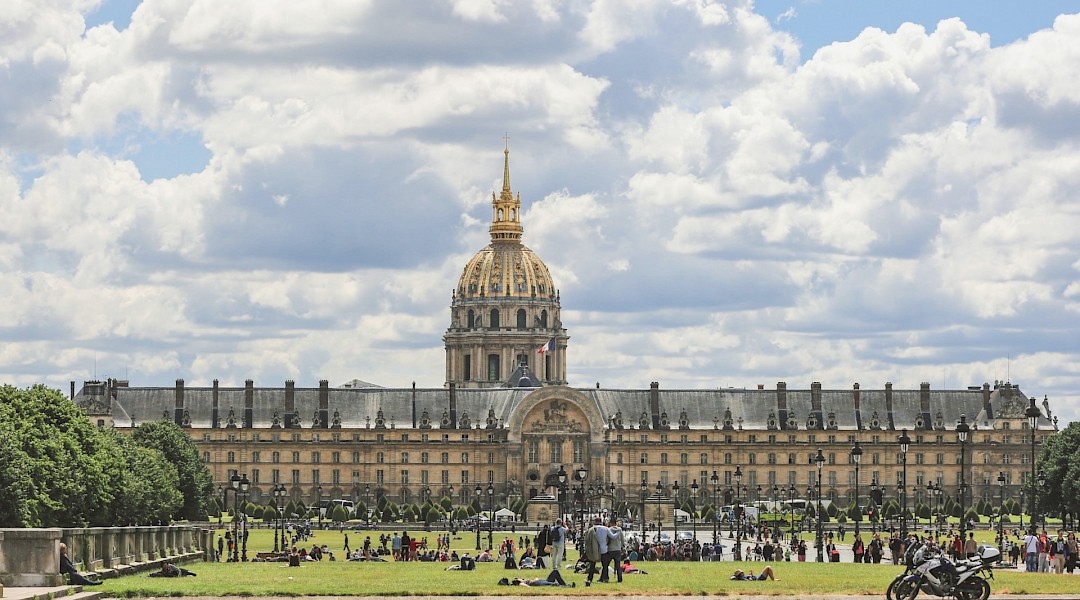 Les Invalides -is a complex of buildings in the 7th arrondissement of Paris, France, containing museums and monuments, Paris, France. Yiwen@unsplash