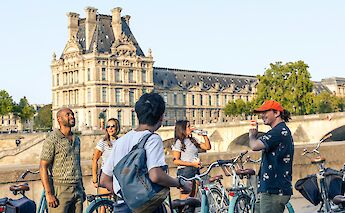 Learning about Paris by bike, Paris bike tour, France. CC:TO