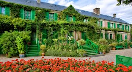 Monet's Gardens & Giverny Private Paris E-Bike Tour