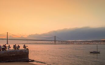 Portugal, city of Almada, on the south bank of the river Tagus, opposite Lisbon. Eduardo Goody@Unsplash