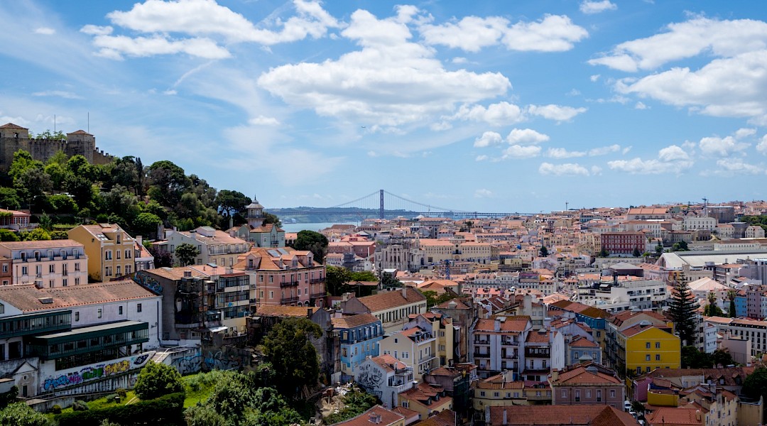 Sao Jorge Caste view from Gaca, Lisbon, Portugal. Francois Le Nguyen@Unsplash