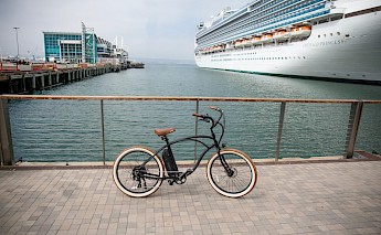 E-Bike on a San Diego Port, San Diego, California. Tower Electric Bikes@Unsplash