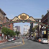 Gaslamp Quarter Arch, San Diego, California. Bernard Gagnon@Wikimedia Commons