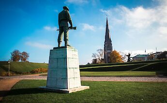Statue in a park, Copenhagen, Denmark. Charly Nguyen@Unsplash