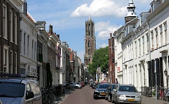 Street view of the Dom Tower in Utrecht, Holland. Filip Maljković@Wikimedia Commons