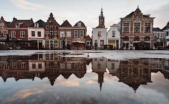 Reflection of the town, Utrecht, Holland. Mitchel Lensink@Unsplash