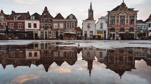 Reflection of the town, Utrecht, Holland. Mitchel Lensink@Unsplash