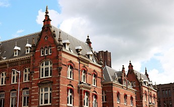 Old beutiful building in Utrecht, Holland. Margaret Polinde@Unsplash
