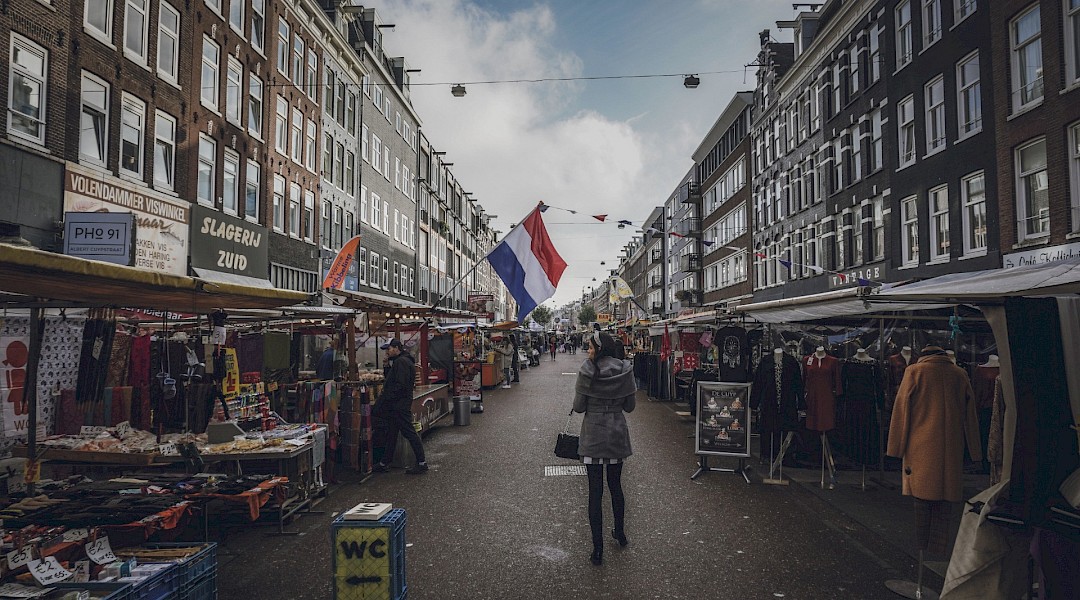 Street market around Maarssen, Utrecht, Holland. Clayton Fidelis@Unsplash