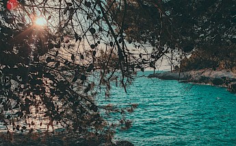 View of the beautiful beach from Kamenjak, Pula, Croatia. Darwin Vegher@Unsplash