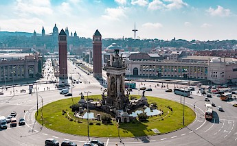 Plaza de Espana, Barcelona, Spain. Miquel Migg@Unsplash