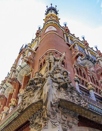 Barcelona, Spain. Fikri Rasyid@Unsplash