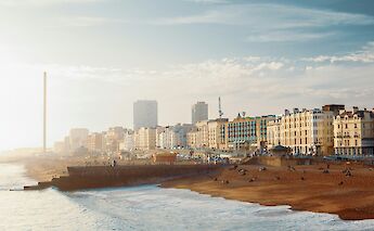 Brighton, Sussex, England. Young Jeffrey@Unsplash