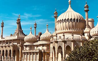 Royal Pavilion, Brighton, England. Ana Simon@Unsplash