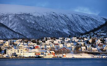 Waterfront city of Tromso, Norway. Sebastian Herrmann@Unsplash