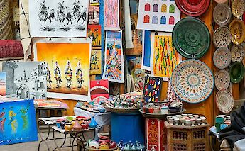 Arts and crafts at the city's market, Marrakesh, Morocco. Danai Tsoutreli@Unsplash