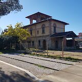 Marina di Pisa station after the restoration for the "Trammino cycle path" from Pisa to Marina. Giovanni Cerretani@Wikimedia Commons