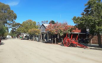 Dirt Road in Echuca, Australia. denisbin@Flickr