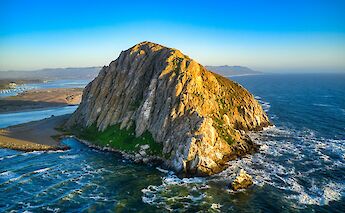 Morro Rock, California, USA. Venti Views@Unsplash