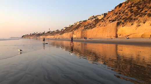 Solana Beach, California, US. Heather Paz@Unsplash