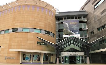 Te Papa Tongarewa, Museum of New Zealand in Wellington, New Zealand. Hongbin@Unsplash