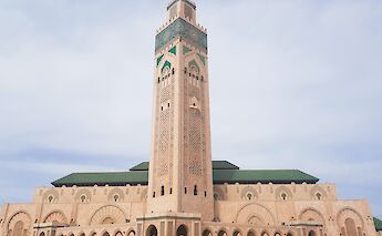 Hassan II Mosque in Casablanca, Morocco. Hamza Bouchikhi@Unsplash
