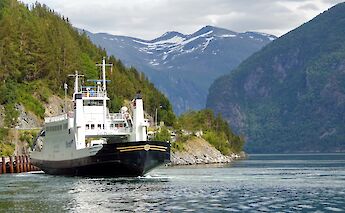 Valldal, Norway. Markkonig@Unsplash