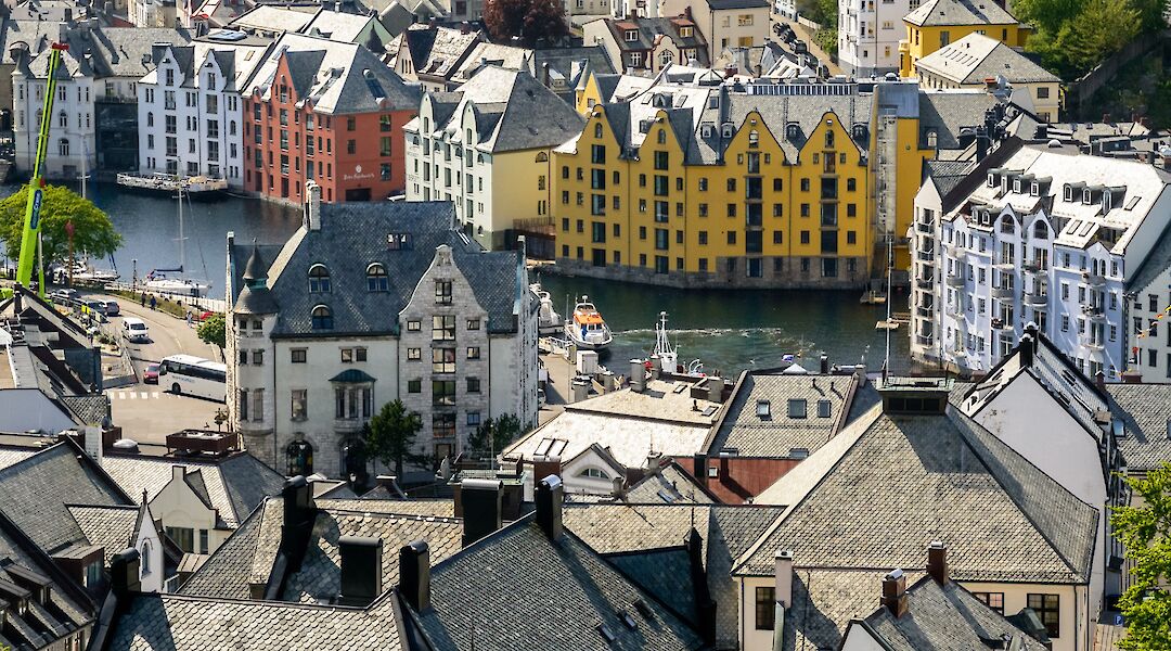 View of Alesund from Aksla, Norway. Diego Delso@Wikimedia Commons
