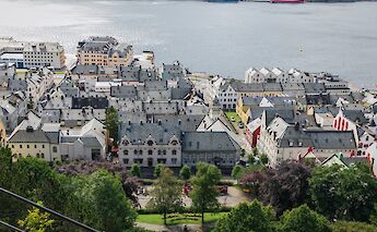 Rooftops of Alesund, Norway. Nick Night@Unsplash