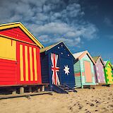 Brughton Beach Bathing Boxes, Melbourne. Arnas Goldberg@Wikimedia Commons