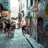 Street art painting, Melbourne, Australia. Annie Spratt@Unsplash
