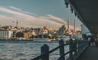 Bosphorus Straight - continental boundary between Asia and Europe, Istanbul, Turkey. Aysenur@Unsplash