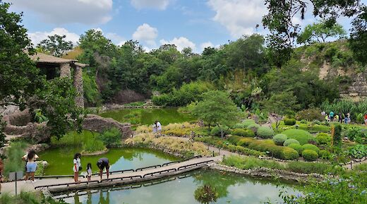 Japanese Tea Garden, North Saint Mary's Street, San Antonio, TX, USA. Monica M@Unsplash