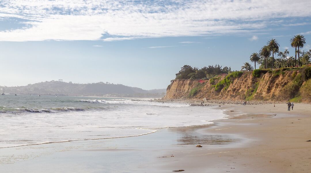 Beach, Santa Barbara, California. Jeff W@Unsplash