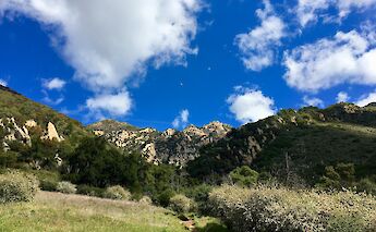 Santa Ynez Mountains, Santa Barbara, California. Cyndi Struven@Unsplash