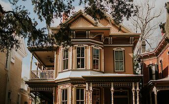 Antebellum mansion, Savannah, Georgia, USA. Jessica Furtney@Unsplash