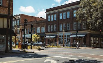 Savannah, Georgia. Diane Picchiottino@Unsplash