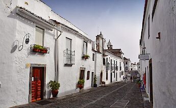 Monsaraz, Alentejo, Portugal. Jocelyn Erskine-Kellie@Flickr