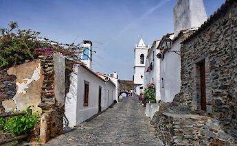 Monsaraz, Alentejo, Portugal. Jocelyn Erskine-Kellie@Flickr