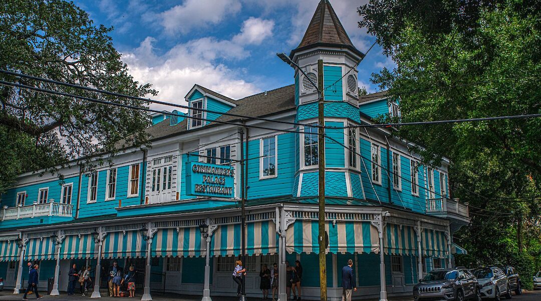 Creole architecture, New Orleans, USA. Mana5280@Unsplash
