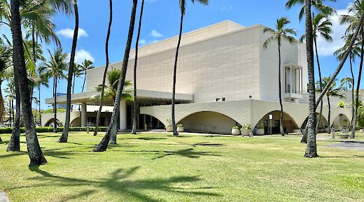 Blaisdell Concert Hall, King Street and Ward Avenue, Kakaako, Honolulu, Hawaii. Warren LeMay@Flickr