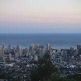 Sunset over the Honolulu cityscape, Honolulu, Hawaii, USA. Joshua Smith@Unsplash