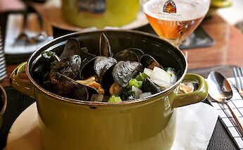Moules-frites is a traditional Belgian lunch! Alana Harris@Unsplash