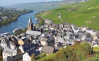 Bernkastel-Kues, Germany. CC:Berthold Werner