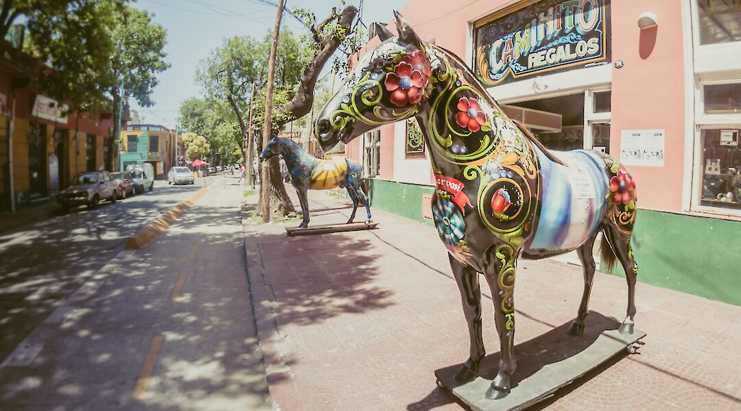 Horse statue in Caminito, Buenos Aires, Argentina. Juanedc.com@Flickr