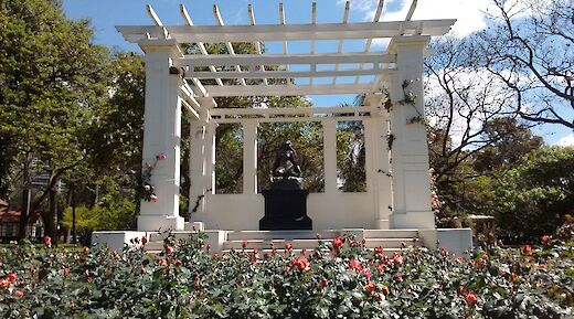 Rosedal, Buenos Aires, Argentina. K.B.L. Luccia-1.000 pic@Flickr