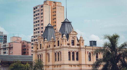 Beautiful exterior of the Luz Train Station, Sao Paulo, Brazil. Douglas Barreto@Unsplash