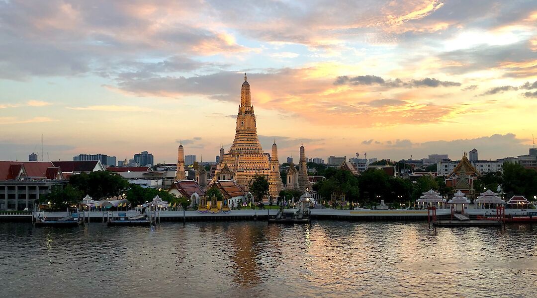 Sun setting on the river, Bangkok, Thailand. Bradley Prentice@Unsplash
