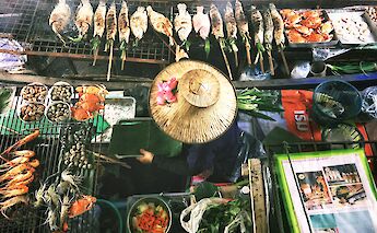 Grilled seafood, Street Food at night, Bangkok, Thailand. Lisheng Chang@Unsplash